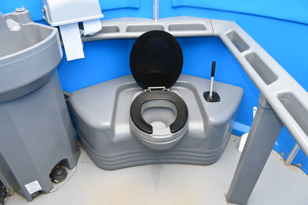Best Portable restroom trailer rental  in Patterson Tract, CA